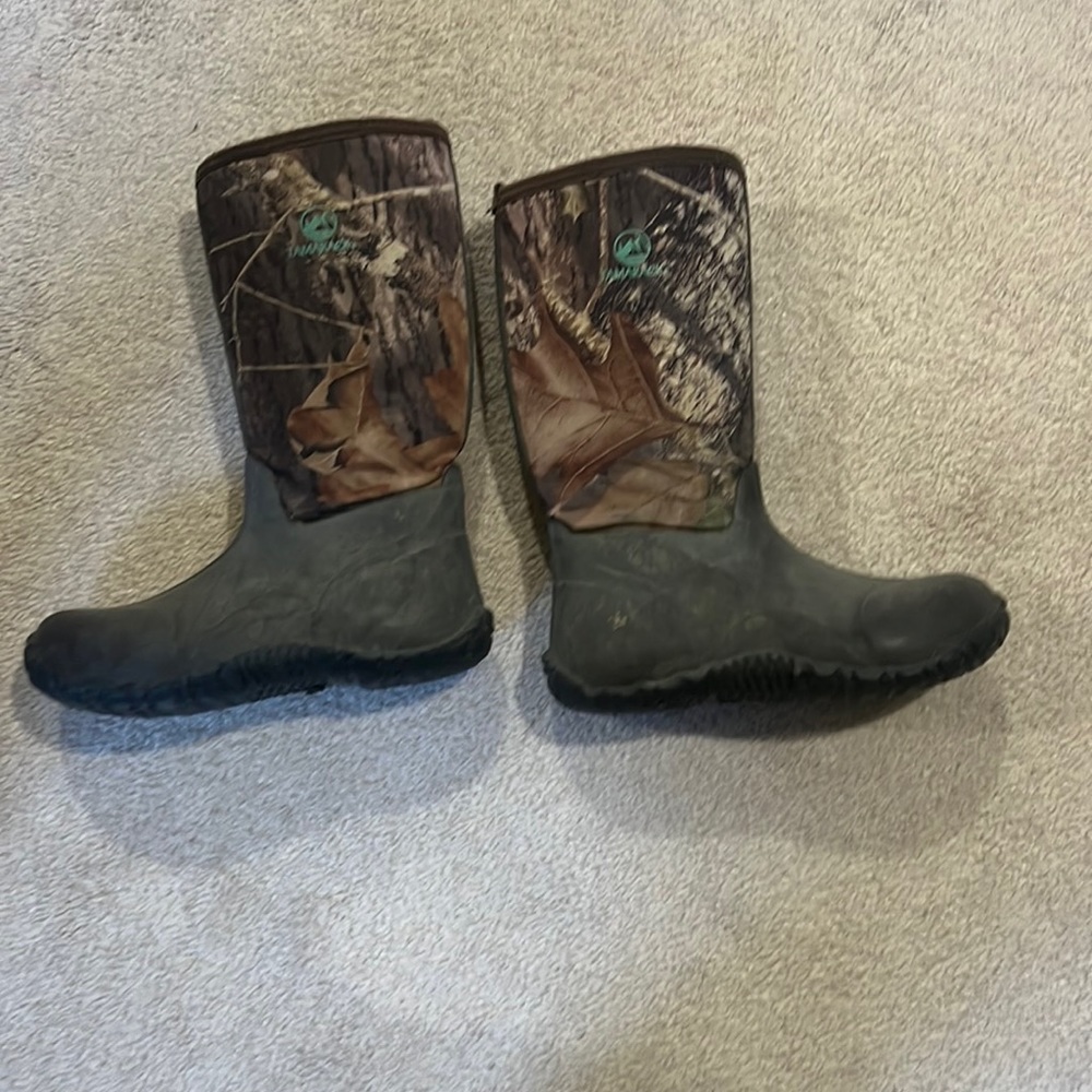 Rain boots